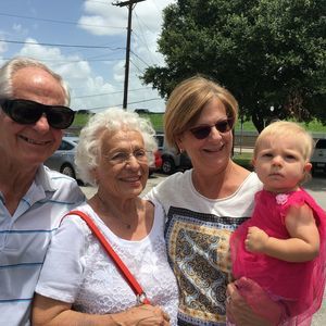 Meet your Posher, Lisa